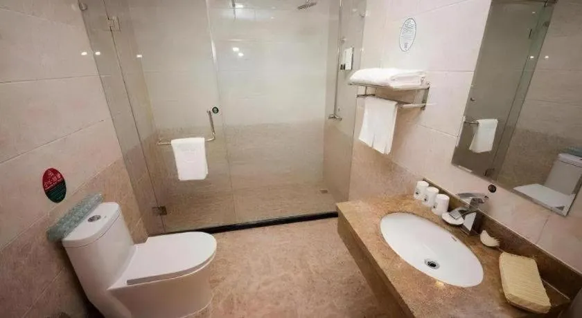 GreenTree Inn Dalian Jinzhou District Railway Station Ansheng Plaza