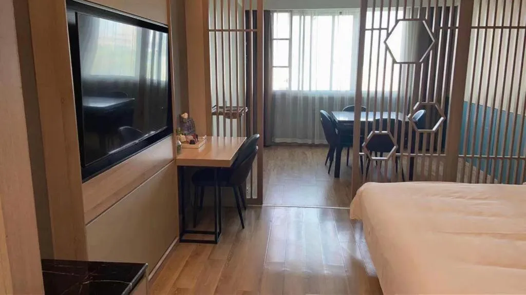 VX Hotel Jiangsu Taizhou Xinghua RT-Mart