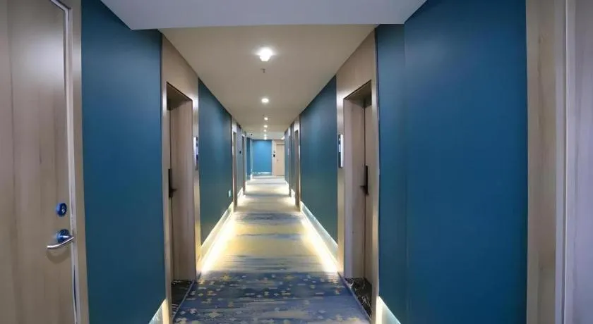 VX Hotel Jiangsu Taizhou Xinghua RT-Mart