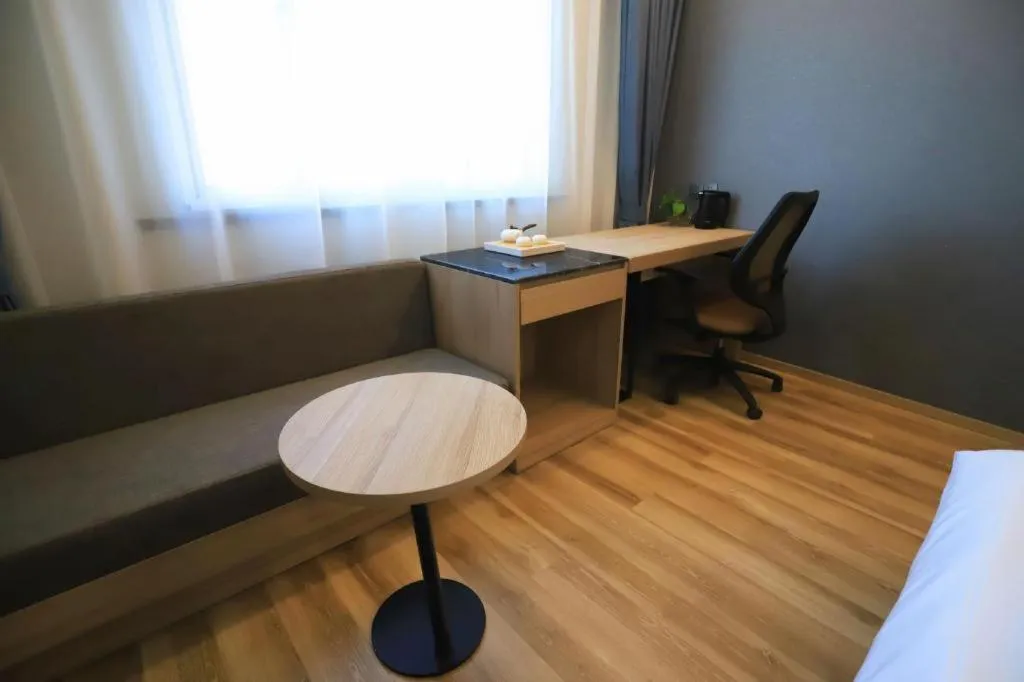 VX Hotel Jiangsu Taizhou Xinghua RT-Mart