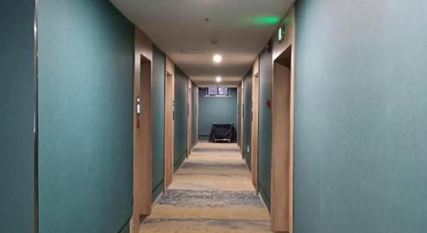 VX Hotel Jiangsu Taizhou Xinghua RT-Mart