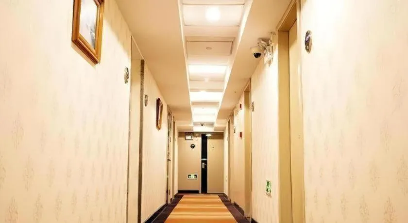 Shell Hotel Shanghai Expo Changqing Road Metro Station