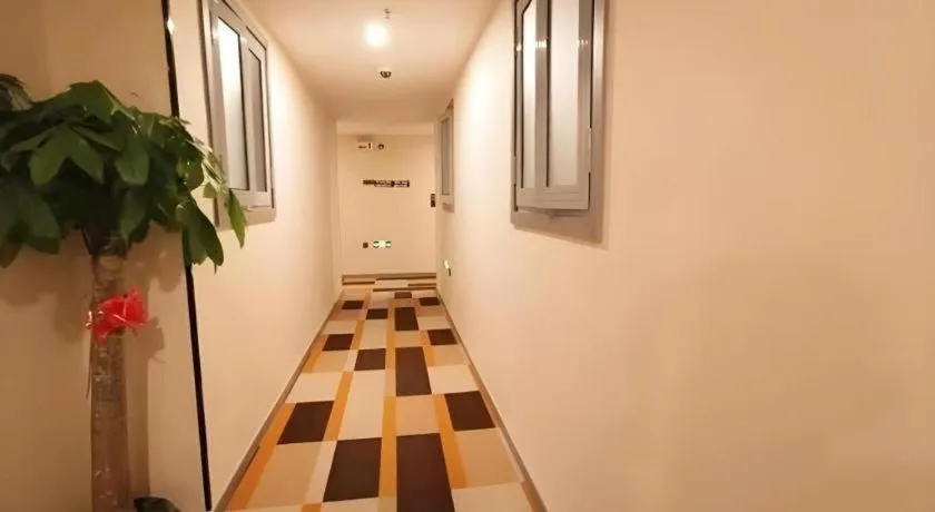 Shell Hotel Shanghai Jinshan Wanda Plaza