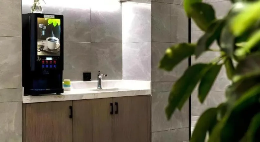 GreenTree Inn Express Datong High-Speed Railway Station Old City Wall