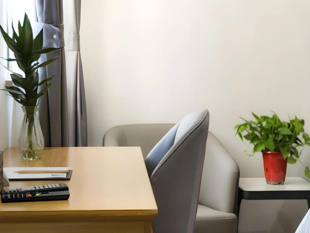 GreenTree Inn Express Datong High-Speed Railway Station Old City Wall