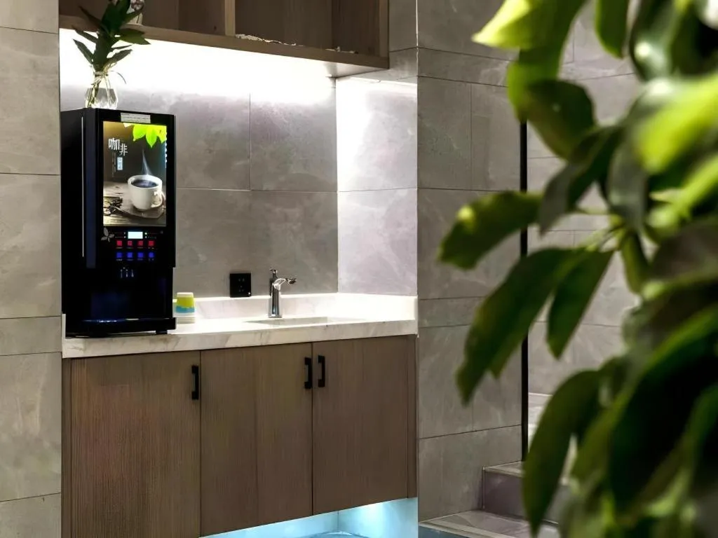 GreenTree Inn Express Datong High-Speed Railway Station Old City Wall