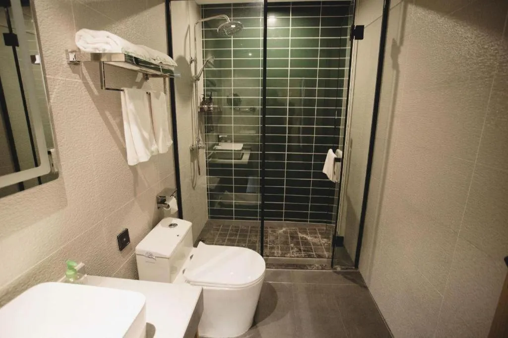 GreenTree Inn Express Datong High-Speed Railway Station Old City Wall