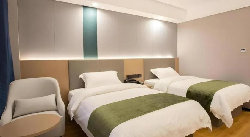 Bed in GreenTree Inn Express Jiangsu Suqian School Yingmadi Road