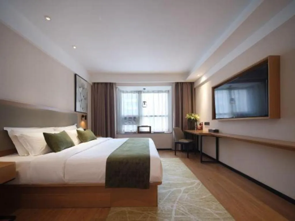 Bed in GreenTree Inn Luoyang Railway Station Wangfujing Wangcheng Park