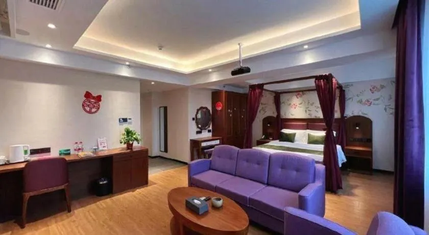 Bed in GreenTree Inn Luoyang Railway Station Wangfujing Wangcheng Park