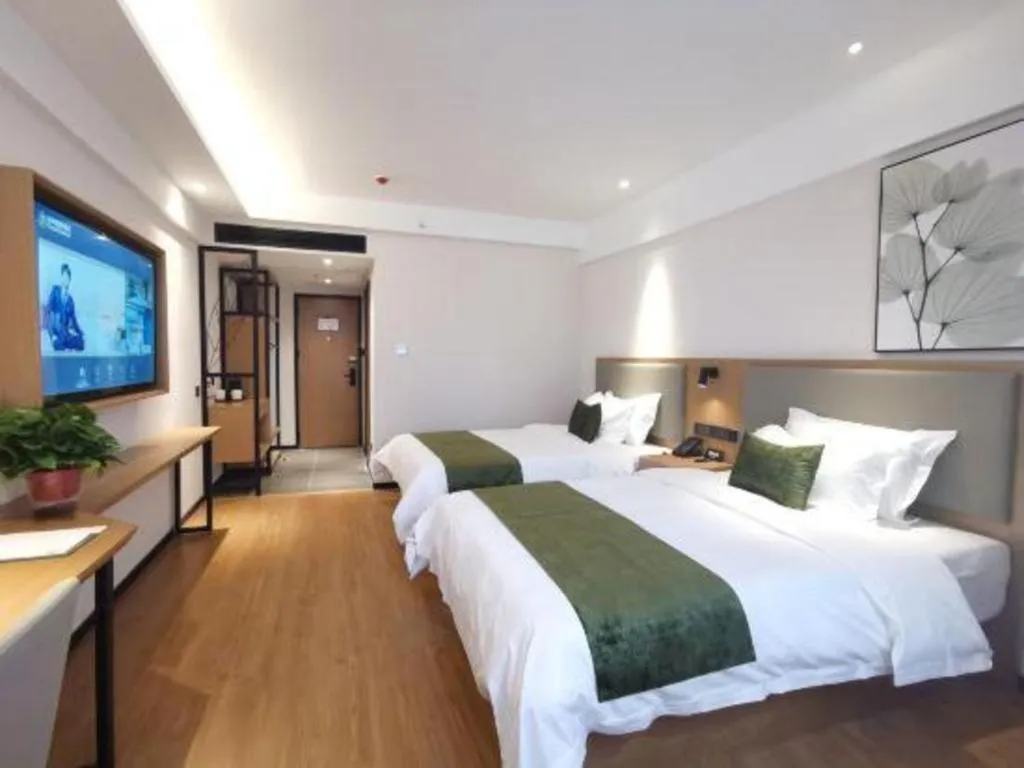 Bed in GreenTree Inn Luoyang Railway Station Wangfujing Wangcheng Park