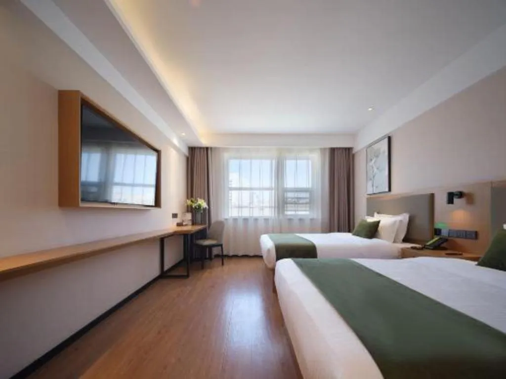 Bed in GreenTree Inn Luoyang Railway Station Wangfujing Wangcheng Park