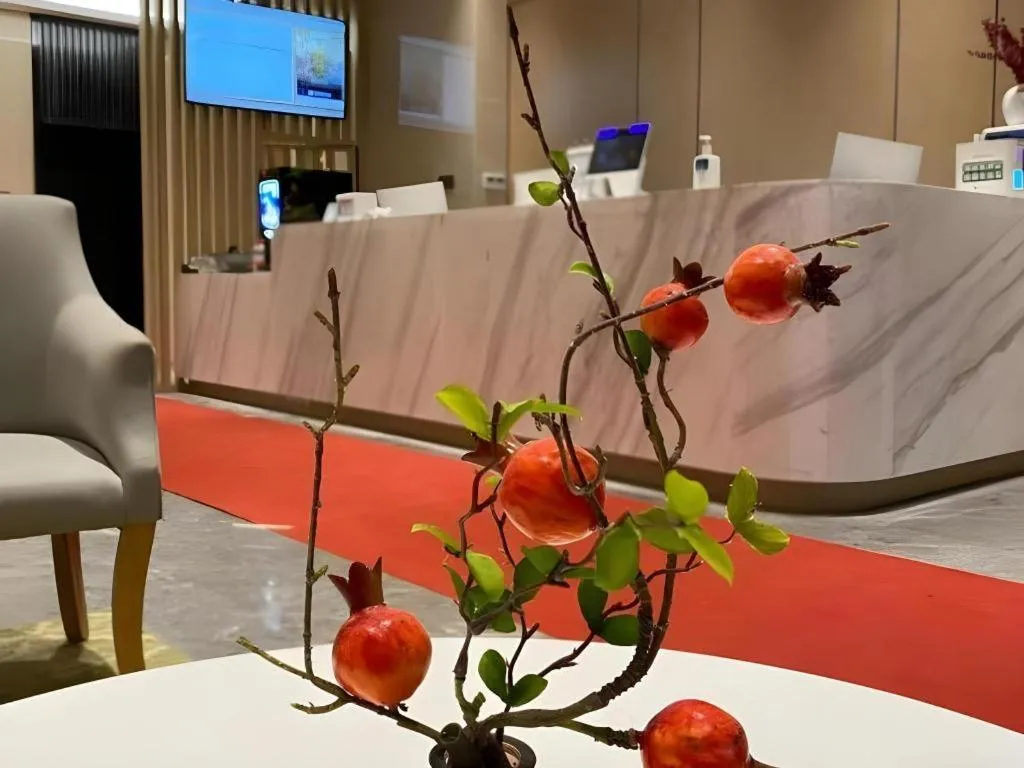 GreenTree Inn Luoyang Railway Station Wangfujing Wangcheng Park