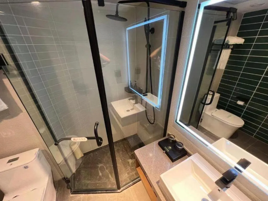 GreenTree Inn Luoyang Railway Station Wangfujing Wangcheng Park