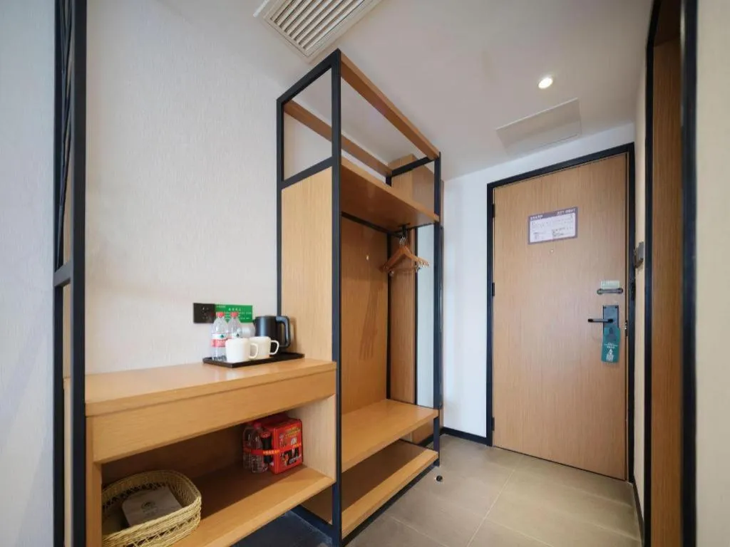 Bed in GreenTree Inn Luoyang Railway Station Wangfujing Wangcheng Park