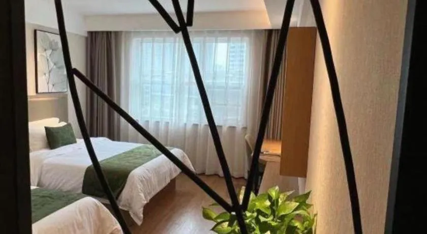 Bed in GreenTree Inn Luoyang Railway Station Wangfujing Wangcheng Park