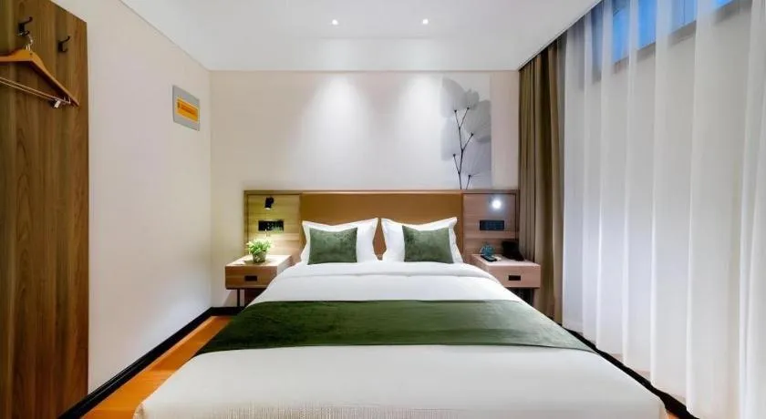 Bed in GreenTree Inn Express Hebei Tangshan Guyan District Xinguang Road