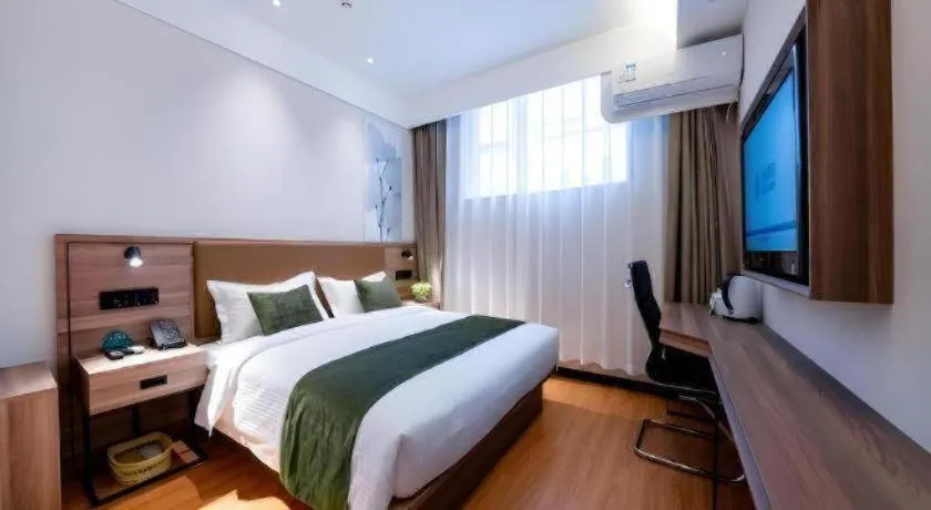 Bed in GreenTree Inn Express Hebei Tangshan Guyan District Xinguang Road