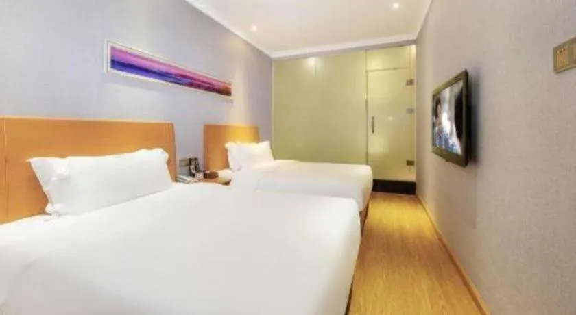 Bed in GreenTree Alliance Hotel Shenzhen Nanshan District Zhongshan Park Tongle
