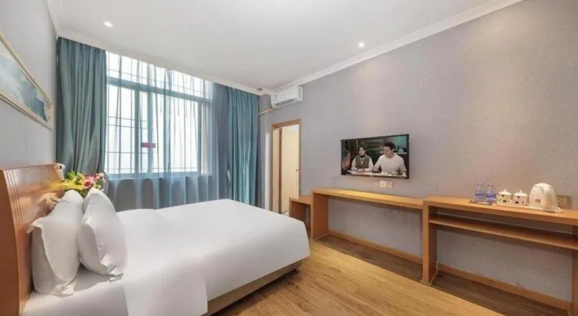 Bed in GreenTree Alliance Hotel Shenzhen Nanshan District Zhongshan Park Tongle