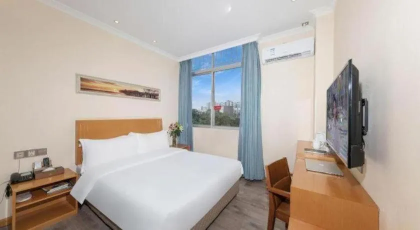 Bed in GreenTree Alliance Hotel Shenzhen Nanshan District Zhongshan Park Tongle