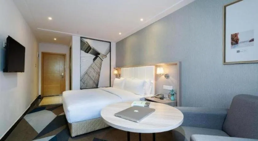 Bed in GreenTree Alliance Hotel Shenzhen Nanshan District Zhongshan Park Tongle