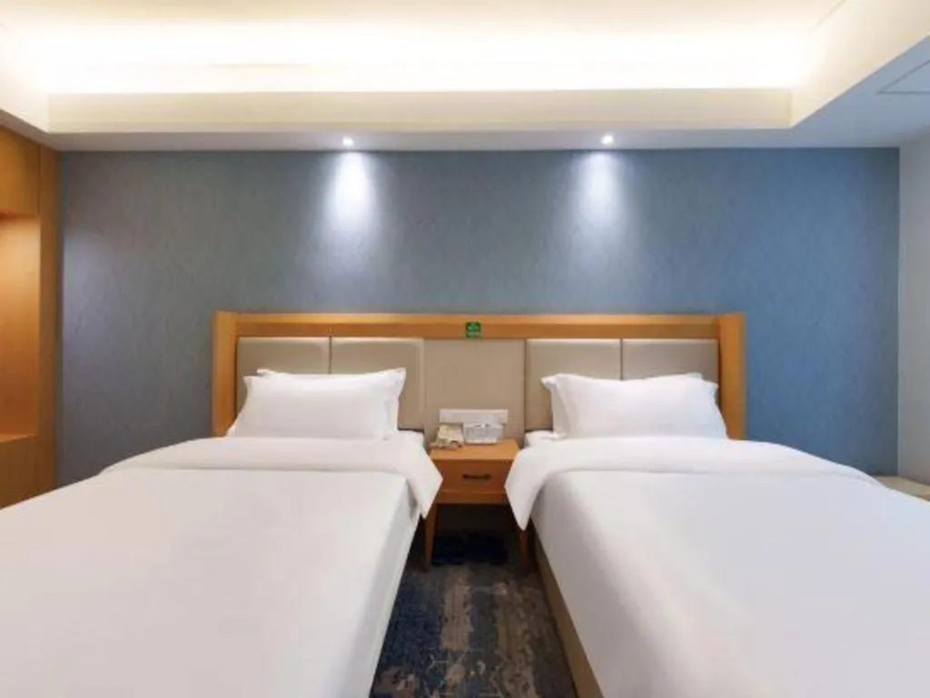 Bed in GreenTree Alliance Hotel Shenzhen Futian District Xiangmi Lake Xiangmei Mountain Metro Station
