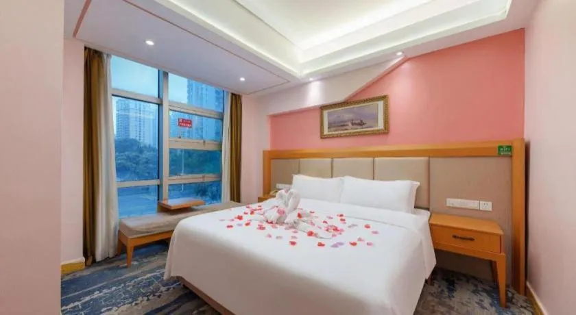 Bed in GreenTree Alliance Hotel Shenzhen Futian District Xiangmi Lake Xiangmei Mountain Metro Station