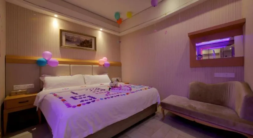 Bed in GreenTree Alliance Hotel Shenzhen Futian District Xiangmi Lake Xiangmei Mountain Metro Station