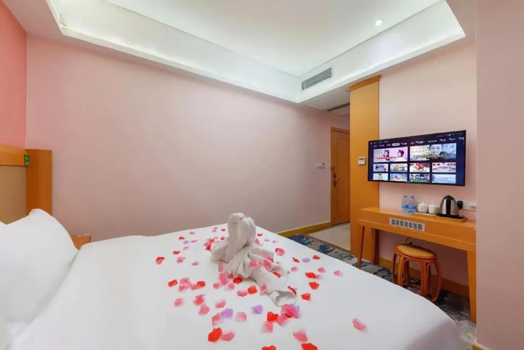Bed in GreenTree Alliance Hotel Shenzhen Futian District Xiangmi Lake Xiangmei Mountain Metro Station