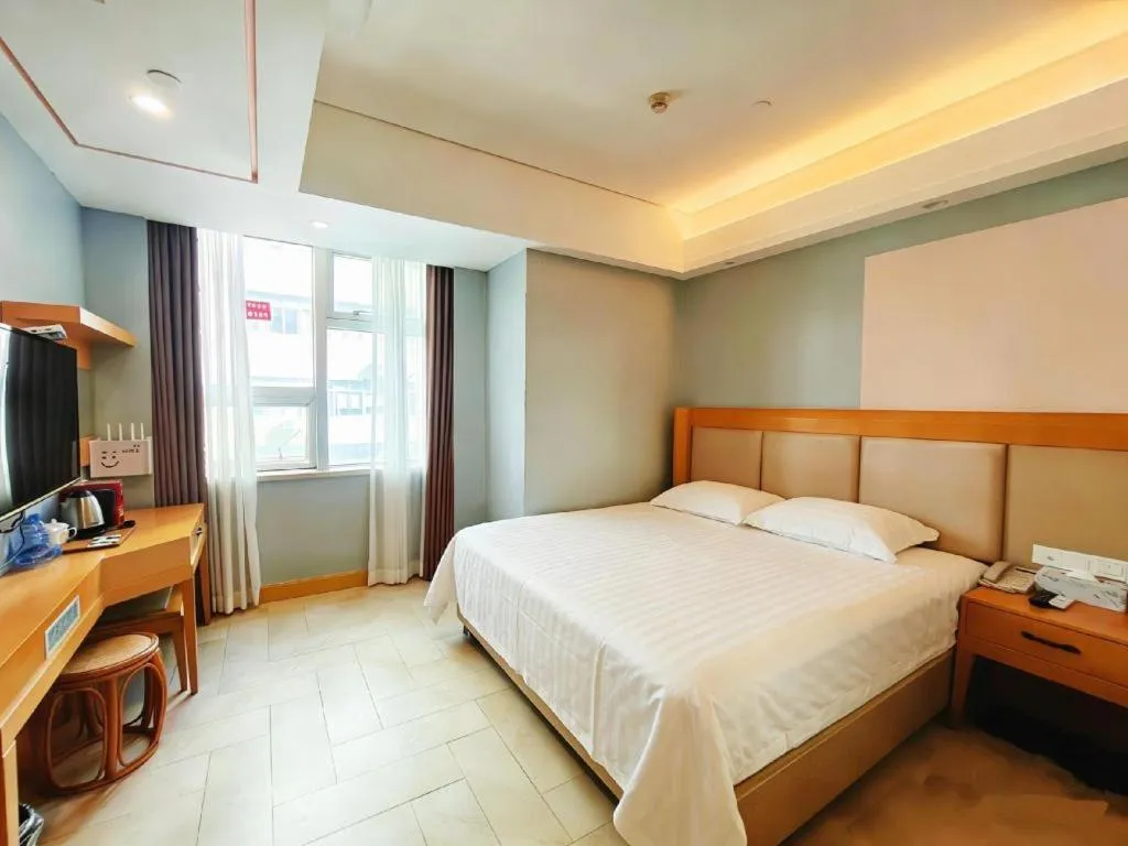 Bed in GreenTree Alliance Hotel Shenzhen Futian District Xiangmi Lake Xiangmei Mountain Metro Station