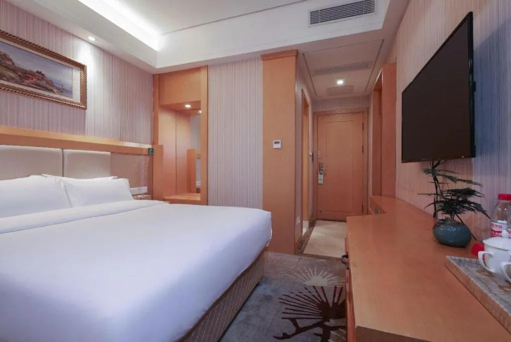 Bed in GreenTree Alliance Hotel Shenzhen Futian District Xiangmi Lake Xiangmei Mountain Metro Station