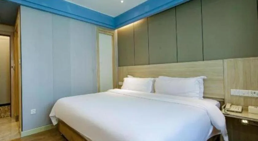 Bed in GreenTree Alliance Hotel Shenzhen Nanshan District Nantou Ancient City Majialong