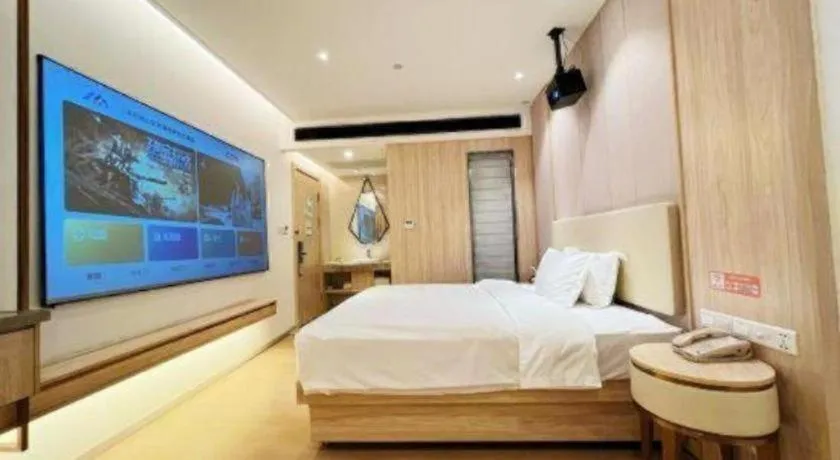 Bed in GreenTree Eastern Hotel Shenzhen Nanshan District Qianhai Free Trade Zone Lilin Metro Station