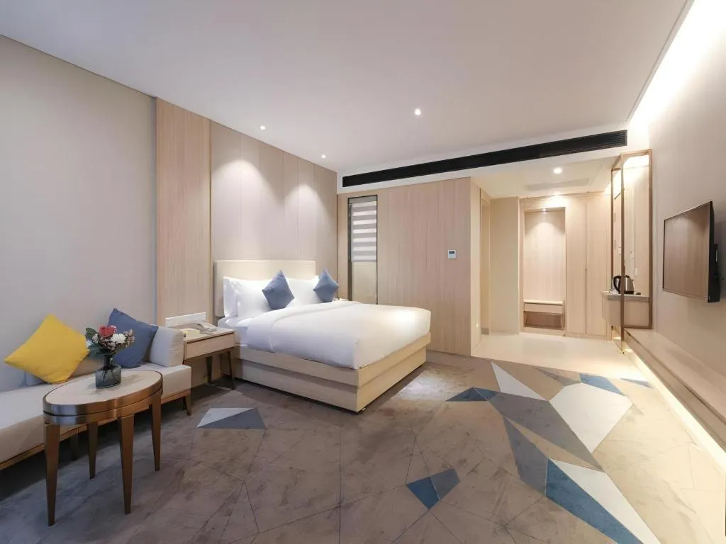 Bed in GreenTree Eastern Hotel Shenzhen Nanshan District Qianhai Free Trade Zone Lilin Metro Station