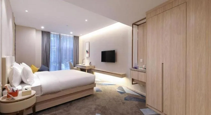 Bed in GreenTree Eastern Hotel Shenzhen Nanshan District Qianhai Free Trade Zone Lilin Metro Station