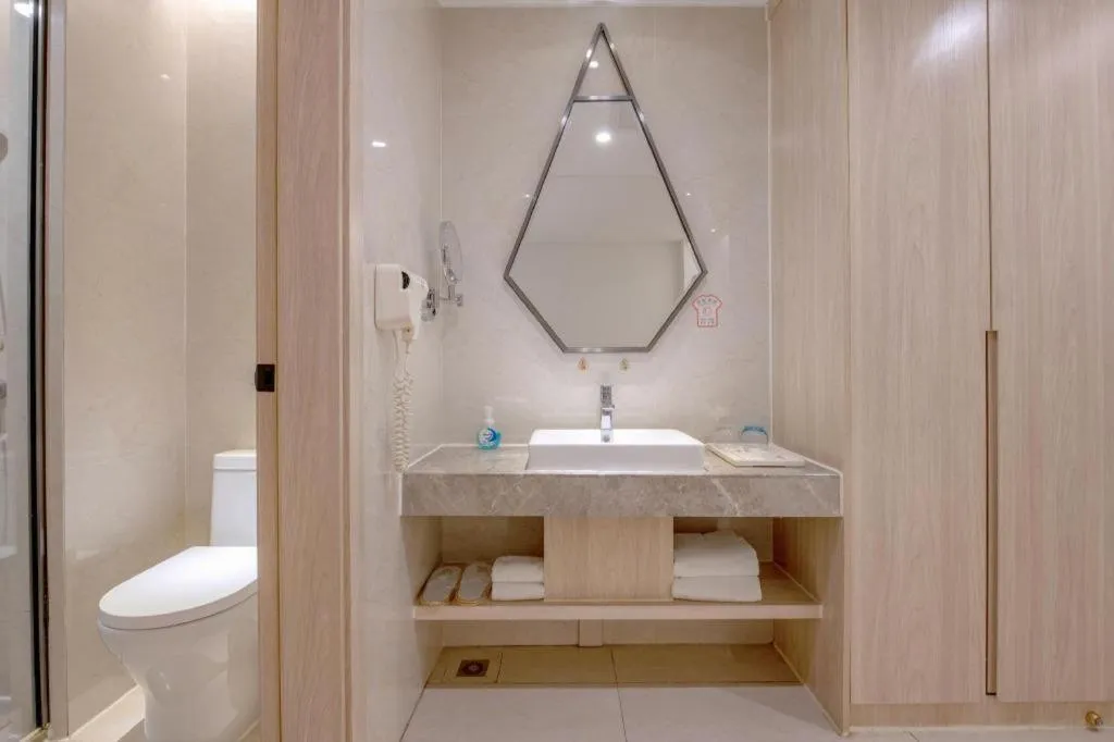 GreenTree Eastern Hotel Shenzhen Nanshan District Qianhai Free Trade Zone Lilin Metro Station