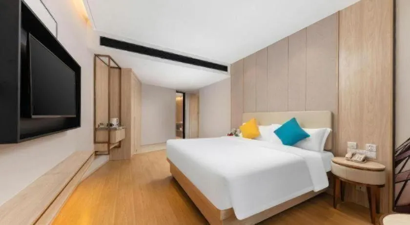 Bed in GreenTree Eastern Hotel Shenzhen Nanshan District Qianhai Free Trade Zone Lilin Metro Station