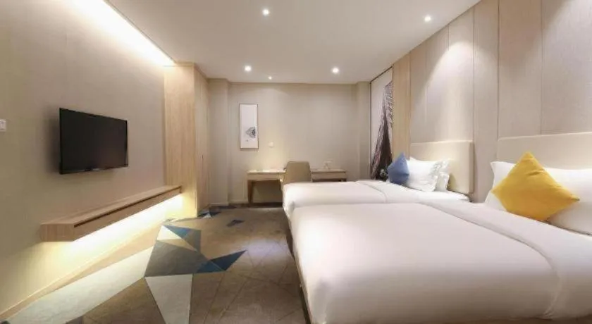 Bed in GreenTree Eastern Hotel Shenzhen Nanshan District Qianhai Free Trade Zone Lilin Metro Station