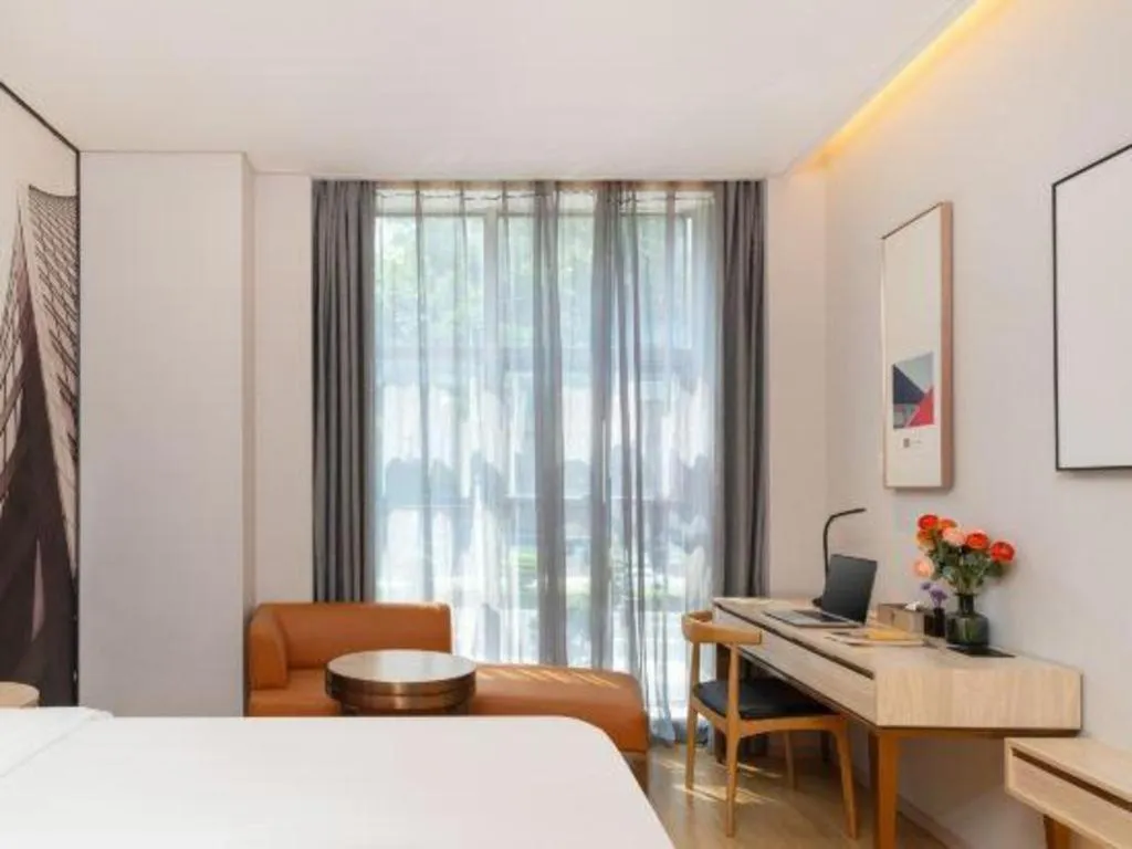 Bed in GreenTree Eastern Hotel Shenzhen Nanshan District Qianhai Free Trade Zone Lilin Metro Station