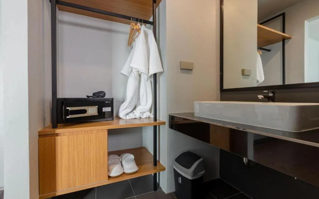 B2 Surat Thani Premier Hotel