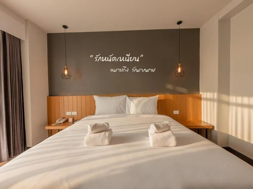 Bed in B2 Surat Thani Premier Hotel