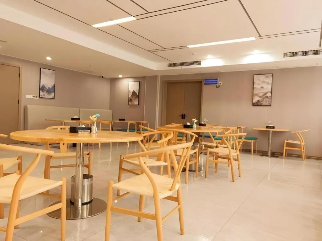 GreenTree Eastern Hotel Changge Yiwu City