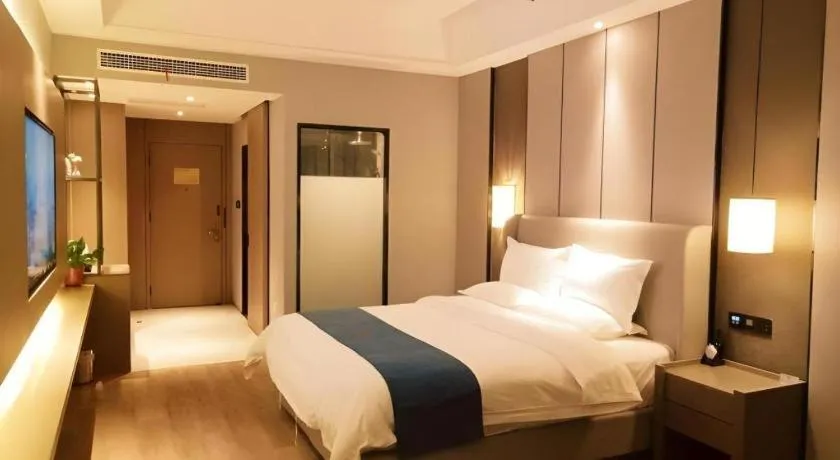 Bed in GreenTree Eastern Hotel Changge Yiwu City