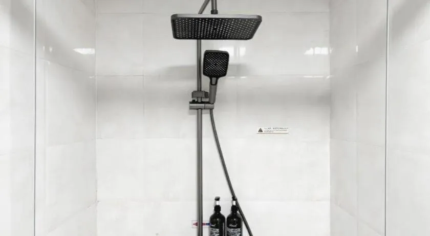 Shell Hotel Huaibei Jinying Plaza Long Distance Bus Station