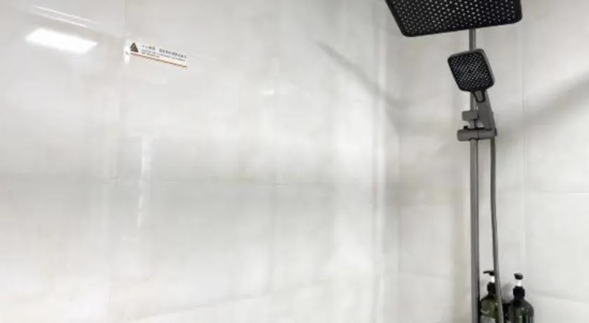 Shell Hotel Huaibei Jinying Plaza Long Distance Bus Station