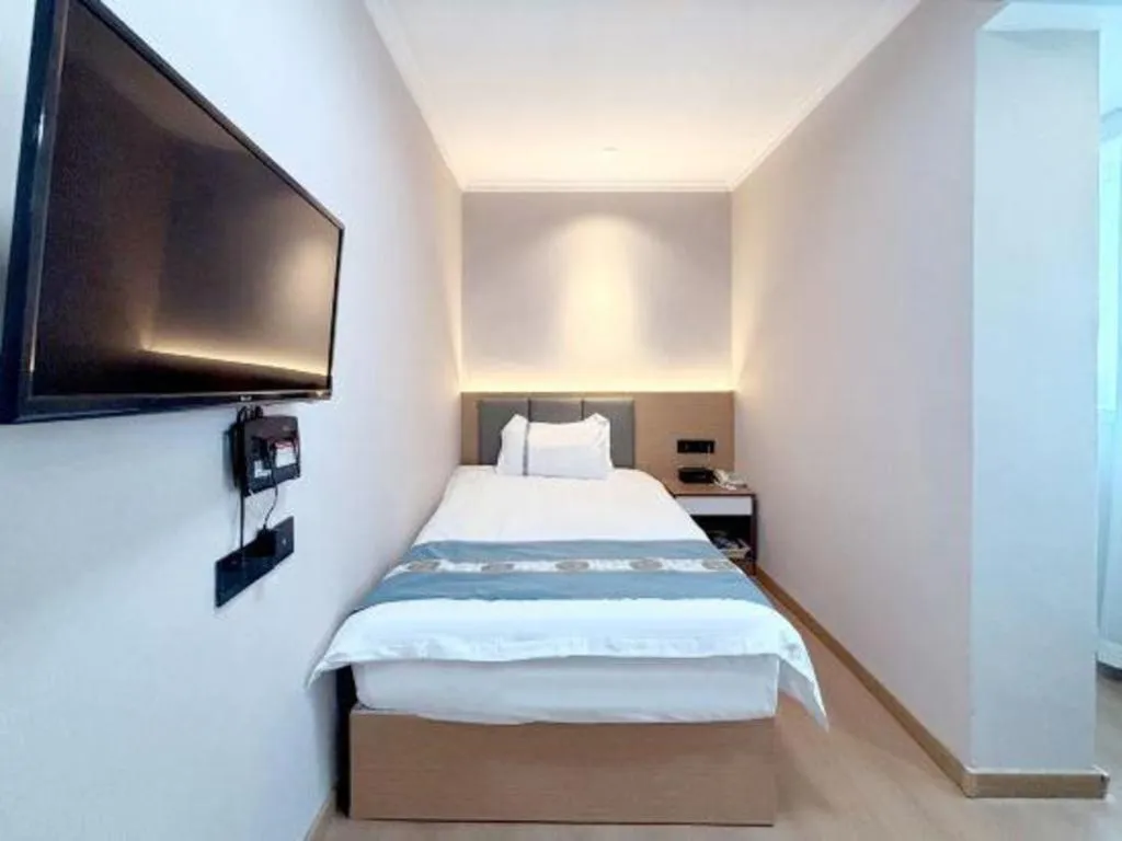 Bed in Shell Hotel Huaibei Jinying Plaza Long Distance Bus Station