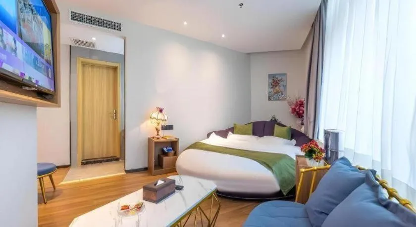 Bed in GreenTree Inn Express Lanzhou West Passenger Station Lanzhou Center