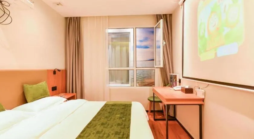 Bed in GreenTree Inn Express Lanzhou West Passenger Station Lanzhou Center