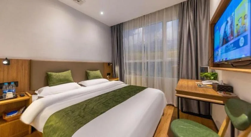 Bed in GreenTree Inn Express Lanzhou West Passenger Station Lanzhou Center